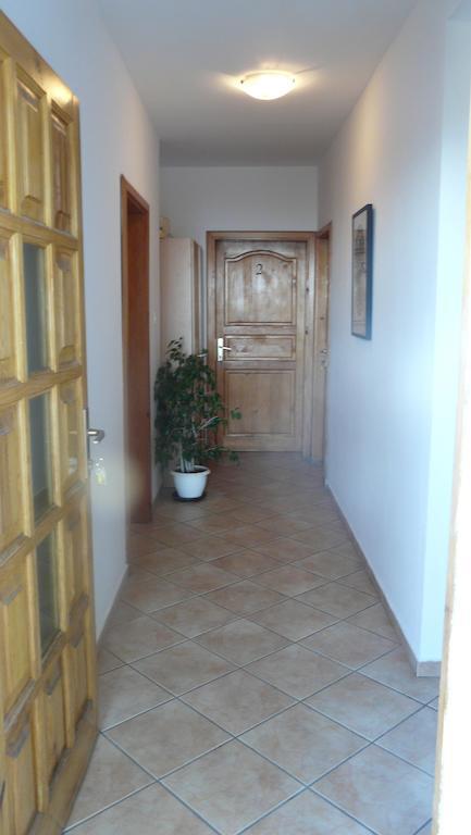 Guest House Zivkovic Свети Стефан Екстериор снимка