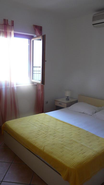 Guest House Zivkovic Свети Стефан Екстериор снимка